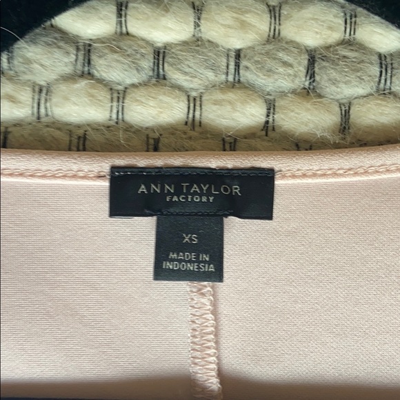 Ann Taylor Factory 3/4 sleeve blouse - Picture 2 of 3
